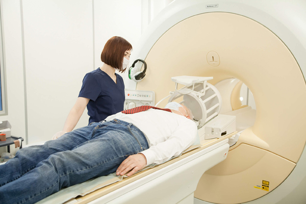 МРТ сосудов головного мозга - Как проходит МРТ сосудов головного мозга